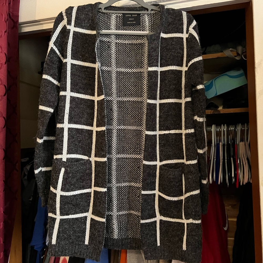 Love Tree Black and White Checkered Sweater